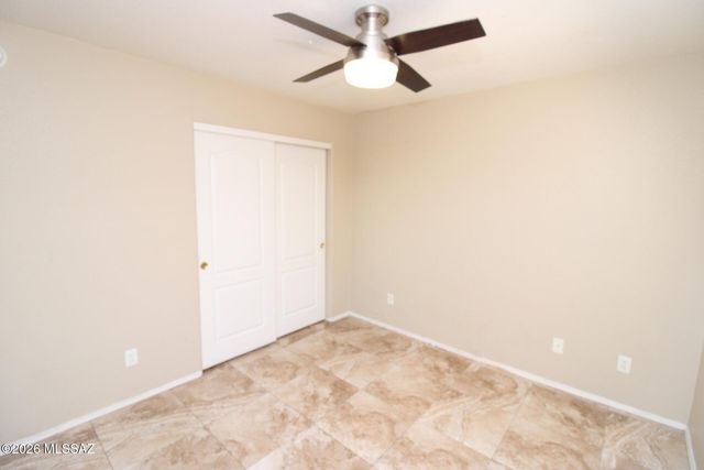 7736 N Sun Flair Drive, Tucson, AZ 85741