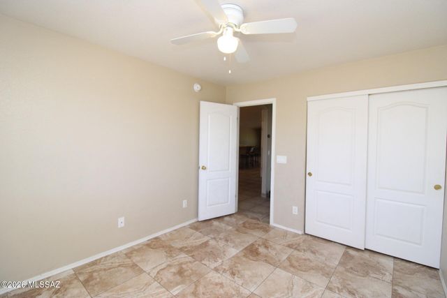 7736 N Sun Flair Drive, Tucson, AZ 85741