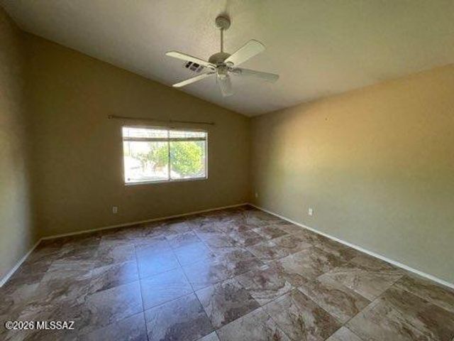 7736 N Sun Flair Drive, Tucson, AZ 85741