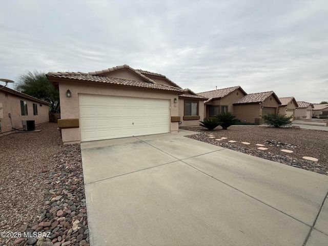 7736 N Sun Flair Drive, Tucson, AZ 85741