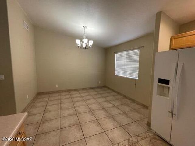 7736 N Sun Flair Drive, Tucson, AZ 85741