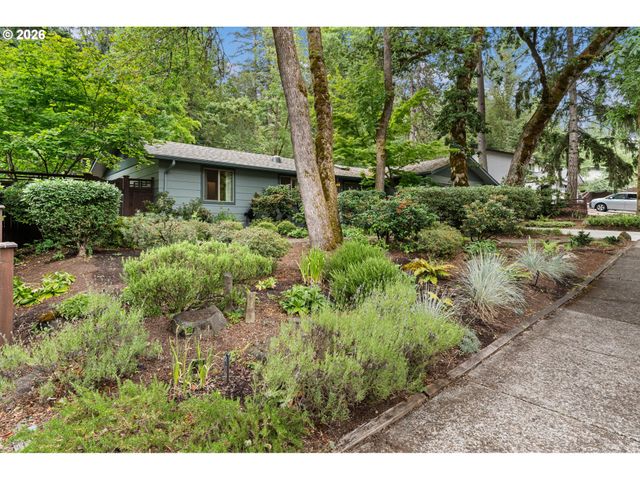 4861 Donald St, Eugene, OR 97405