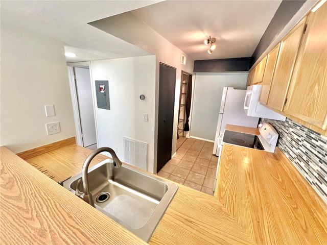 2981 BONAVENTURE CIRCLE 201, Palm Harbor, FL 34684