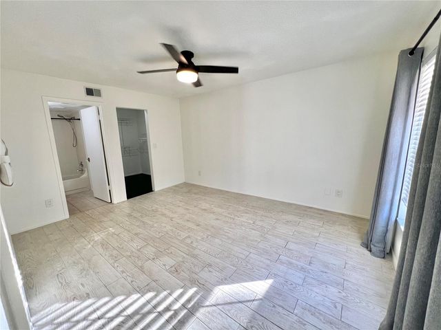 2981 BONAVENTURE CIRCLE 201, Palm Harbor, FL 34684