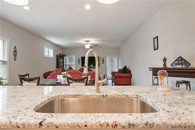 601 Laurel Lake Road, Salemburg, NC 28385