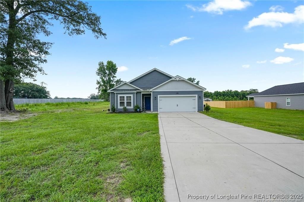 601 Laurel Lake Road, Salemburg, NC 28385