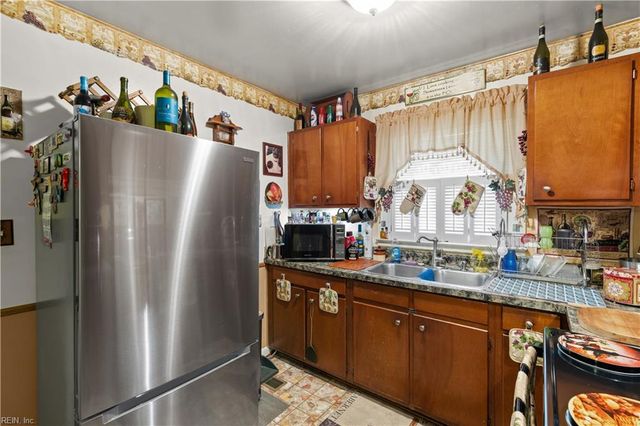 1303 Willnew DR, Hampton, VA 23669