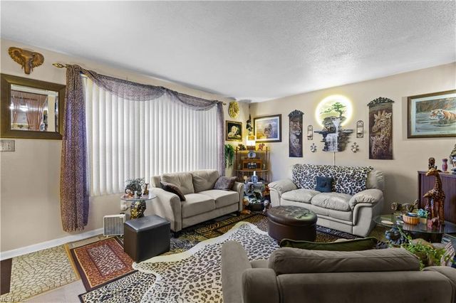 1303 Willnew DR, Hampton, VA 23669