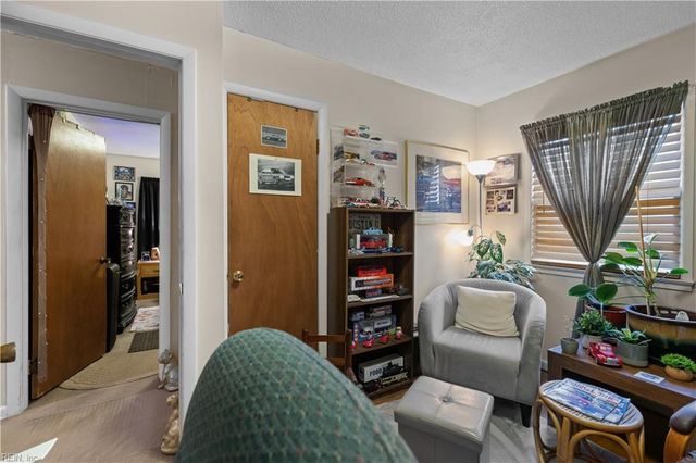 1303 Willnew DR, Hampton, VA 23669