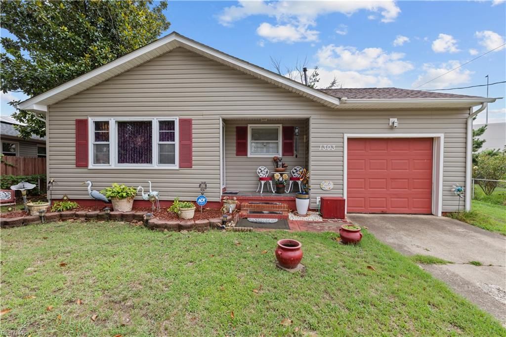1303 Willnew DR, Hampton, VA 23669