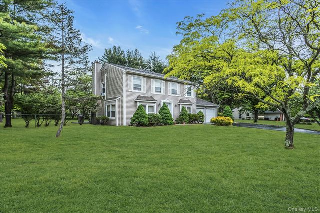 23 Magnet Street, Stony Brook, NY 11790