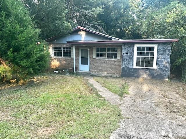 2705 Lake Henrietta, Tallahassee, FL 32310