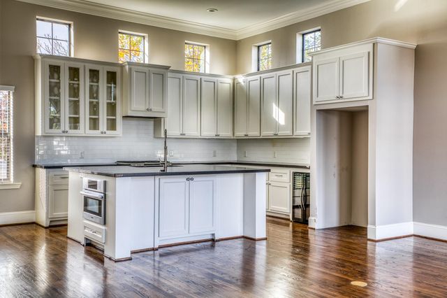 5711 Winsome Lane, Houston, TX 77057