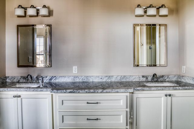 5711 Winsome Lane, Houston, TX 77057