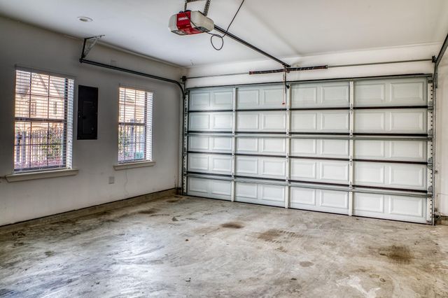 5711 Winsome Lane, Houston, TX 77057