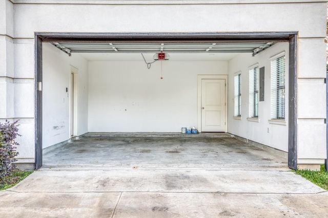 5711 Winsome Lane, Houston, TX 77057