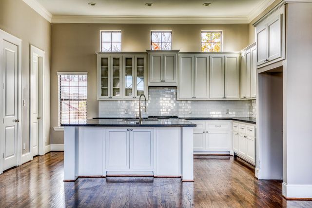 5711 Winsome Lane, Houston, TX 77057