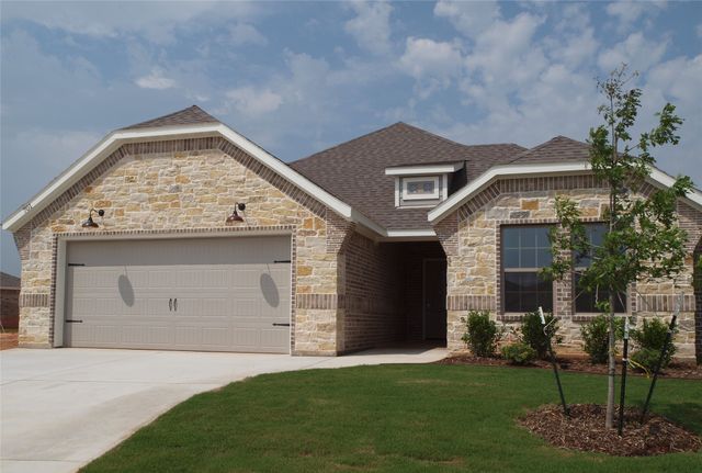 701 Raylan Street, Springtown, TX 76082