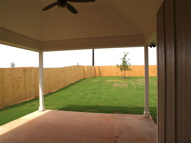 701 Raylan Street, Springtown, TX 76082