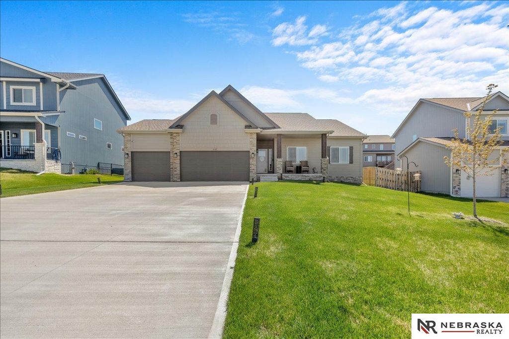 6311 N HWS Cleveland Boulevard, Omaha, NE 68116