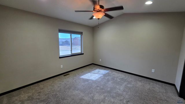 1238 JUNEAU DR, Box Elder, SD 57719