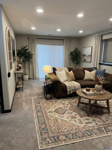 1238 JUNEAU DR, Box Elder, SD 57719