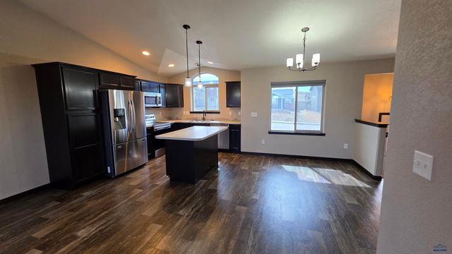 1238 JUNEAU DR, Box Elder, SD 57719