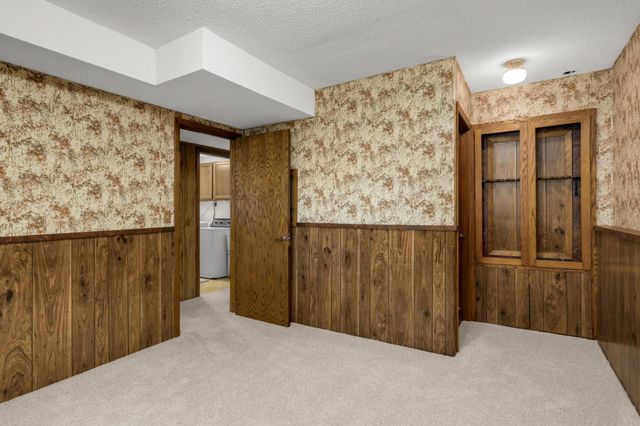 686 Maple Pond Court, Shoreview, MN 55126
