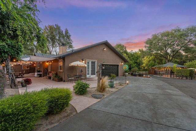 5770 Hoffman Ln, Fair Oaks, CA 95628