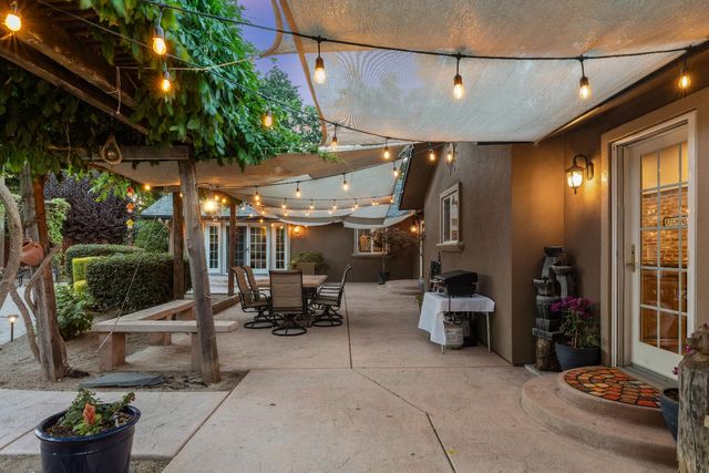 5770 Hoffman Ln, Fair Oaks, CA 95628