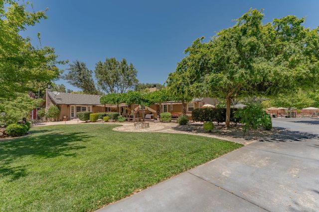 5770 Hoffman Ln, Fair Oaks, CA 95628