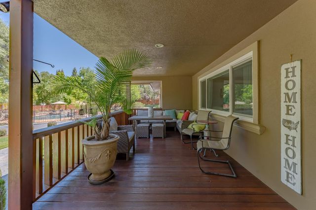 5770 Hoffman Ln, Fair Oaks, CA 95628