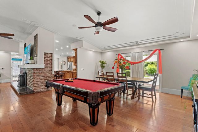 5770 Hoffman Ln, Fair Oaks, CA 95628