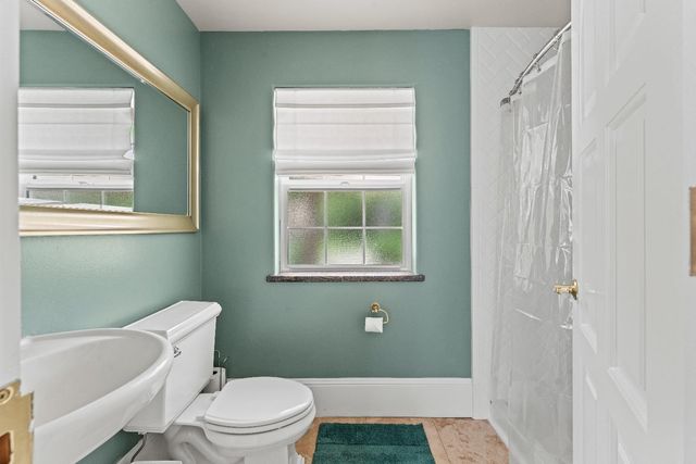 5770 Hoffman Ln, Fair Oaks, CA 95628