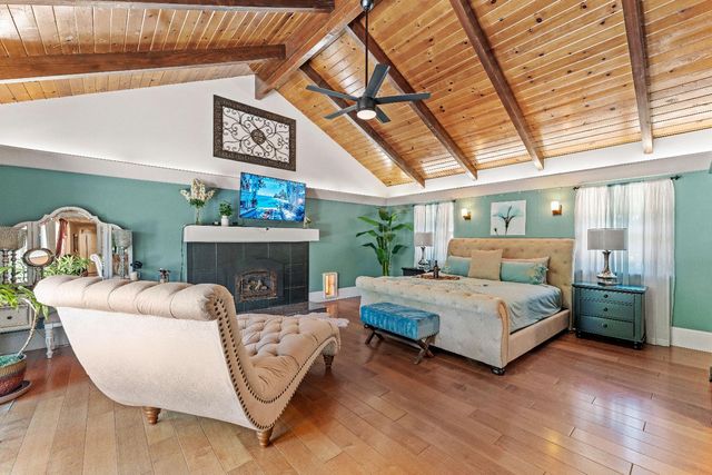 5770 Hoffman Ln, Fair Oaks, CA 95628