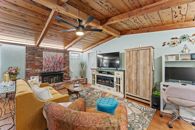 5770 Hoffman Ln, Fair Oaks, CA 95628