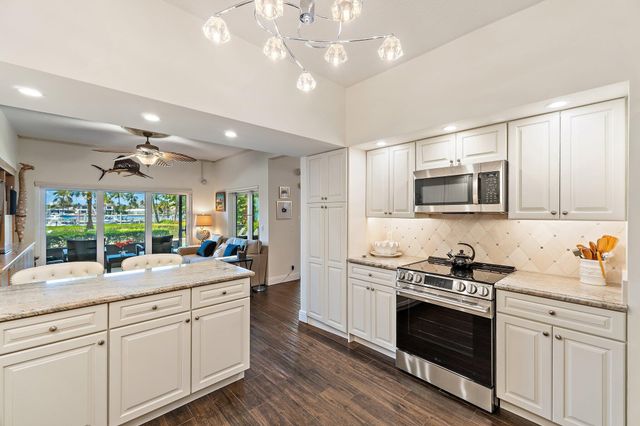 851 Saturn Street APT A, Jupiter, FL 33477