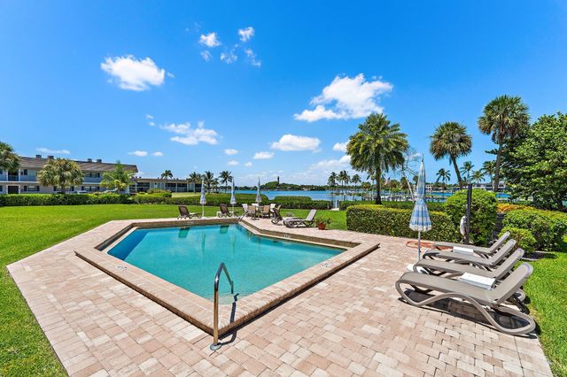 851 Saturn Street APT A, Jupiter, FL 33477
