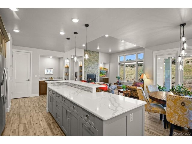 103 Fairway Dr, South Fork, CO 81154
