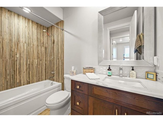 103 Fairway Dr, South Fork, CO 81154