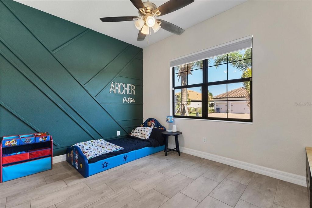 Image 29 of property listing at 7028 HIGHGATE LANE, Bradenton, FL 34202