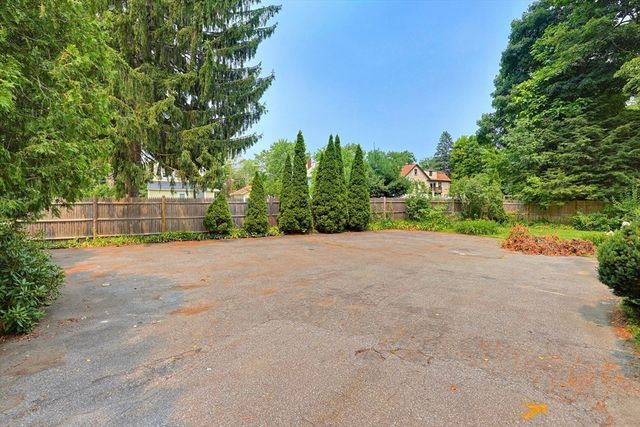 17 Church Court 2, Ashland, MA 01721