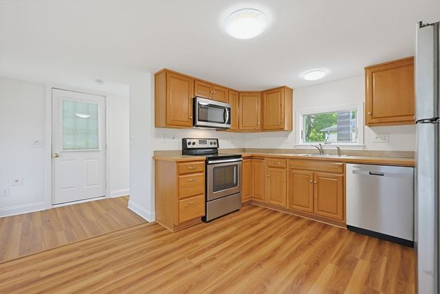 17 Church Court 2, Ashland, MA 01721