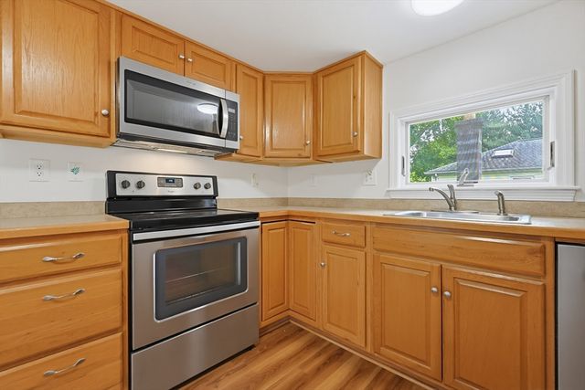 17 Church Court 2, Ashland, MA 01721