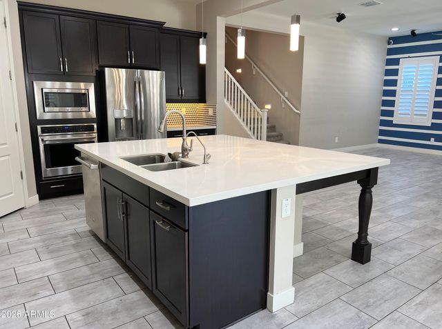 4638 E Navigator Lane, Phoenix, AZ 85050