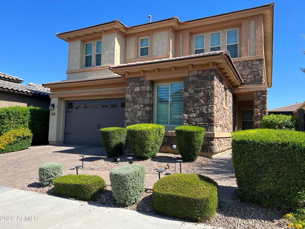 4638 E Navigator Lane, Phoenix, AZ 85050