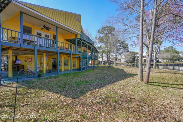 6132 Shawnee Street, Kiln, MS 39556