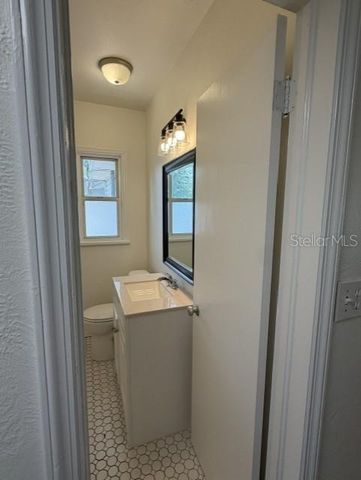 540 FRANCIS BOULEVARD, Lakeland, FL 33801