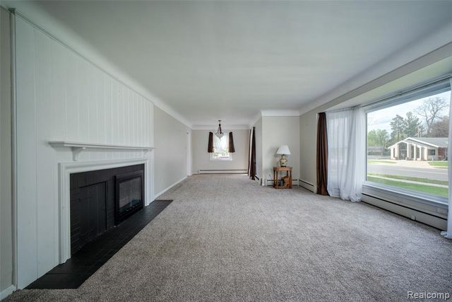 2423 Crooks Road, Royal Oak, MI 48073