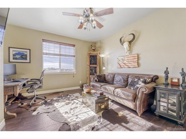 8247 S Country Club Pkwy, Aurora, CO 80016